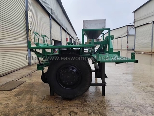 Máy trồng đậu nành cho châu Phi với 2 hàng trồng đậu dài 19cm