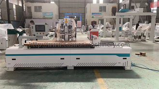 Máy cửa CNC tùy chỉnh với trục Z 20 đường dẫn giường xoắn ốc và 750W * 2 / 400W * 1 Servo Motors