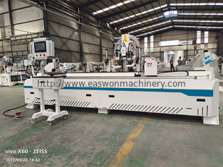 Máy cửa CNC tùy chỉnh với trục Z 20 đường dẫn giường xoắn ốc và 750W * 2 / 400W * 1 Servo Motors